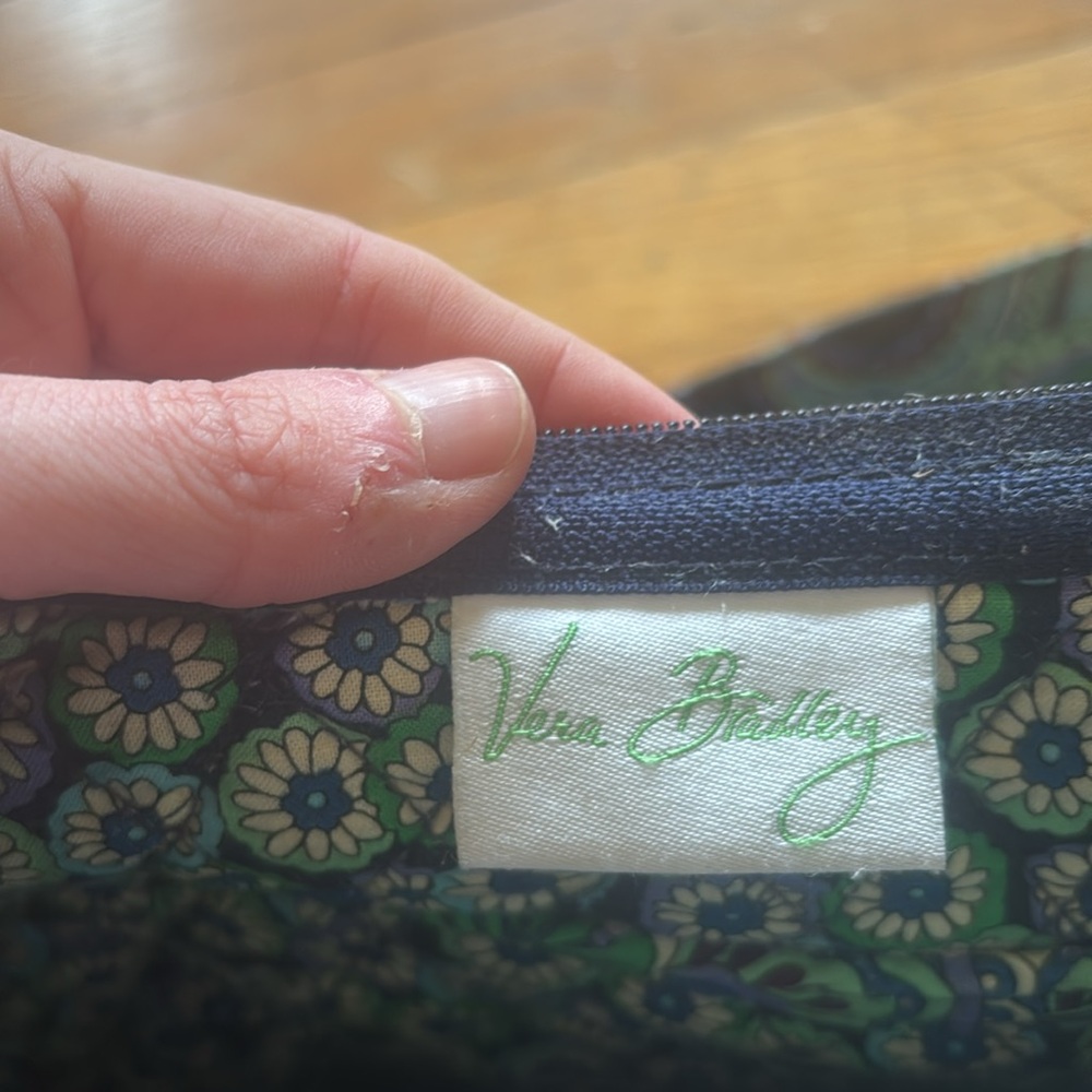 Vera Bradley Patterned Purse - image 6